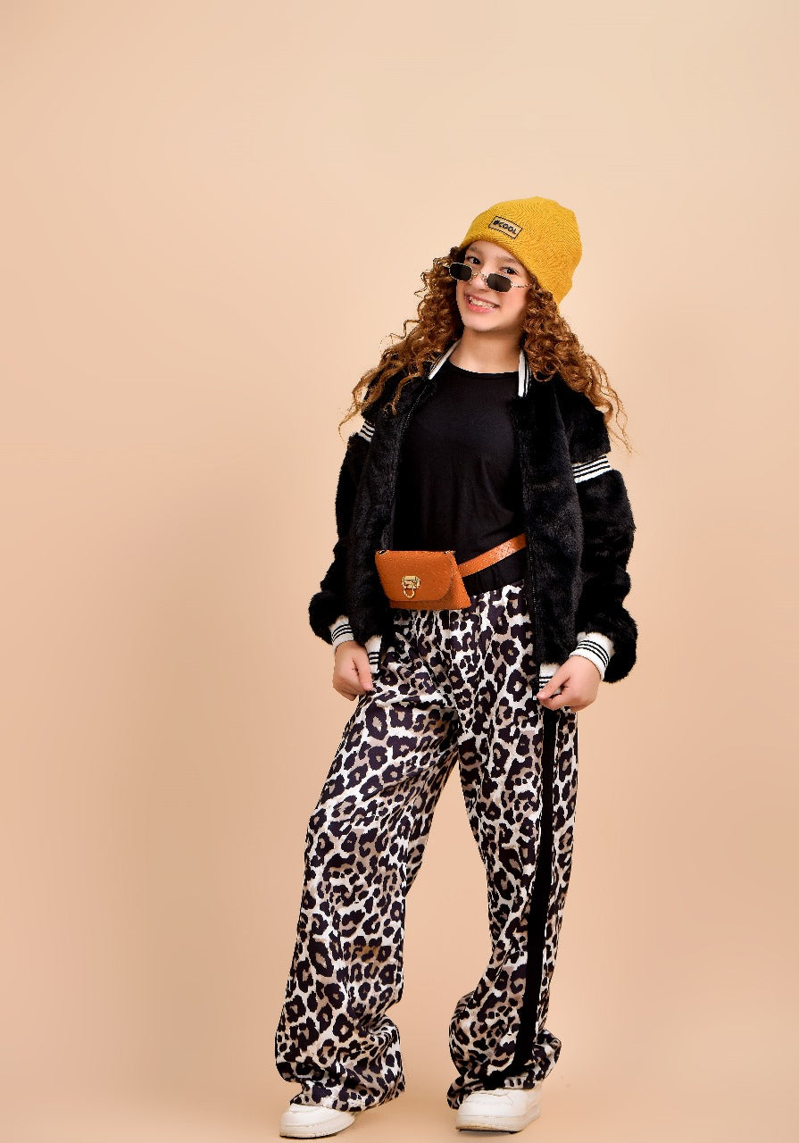leopard-print wide-leg pants