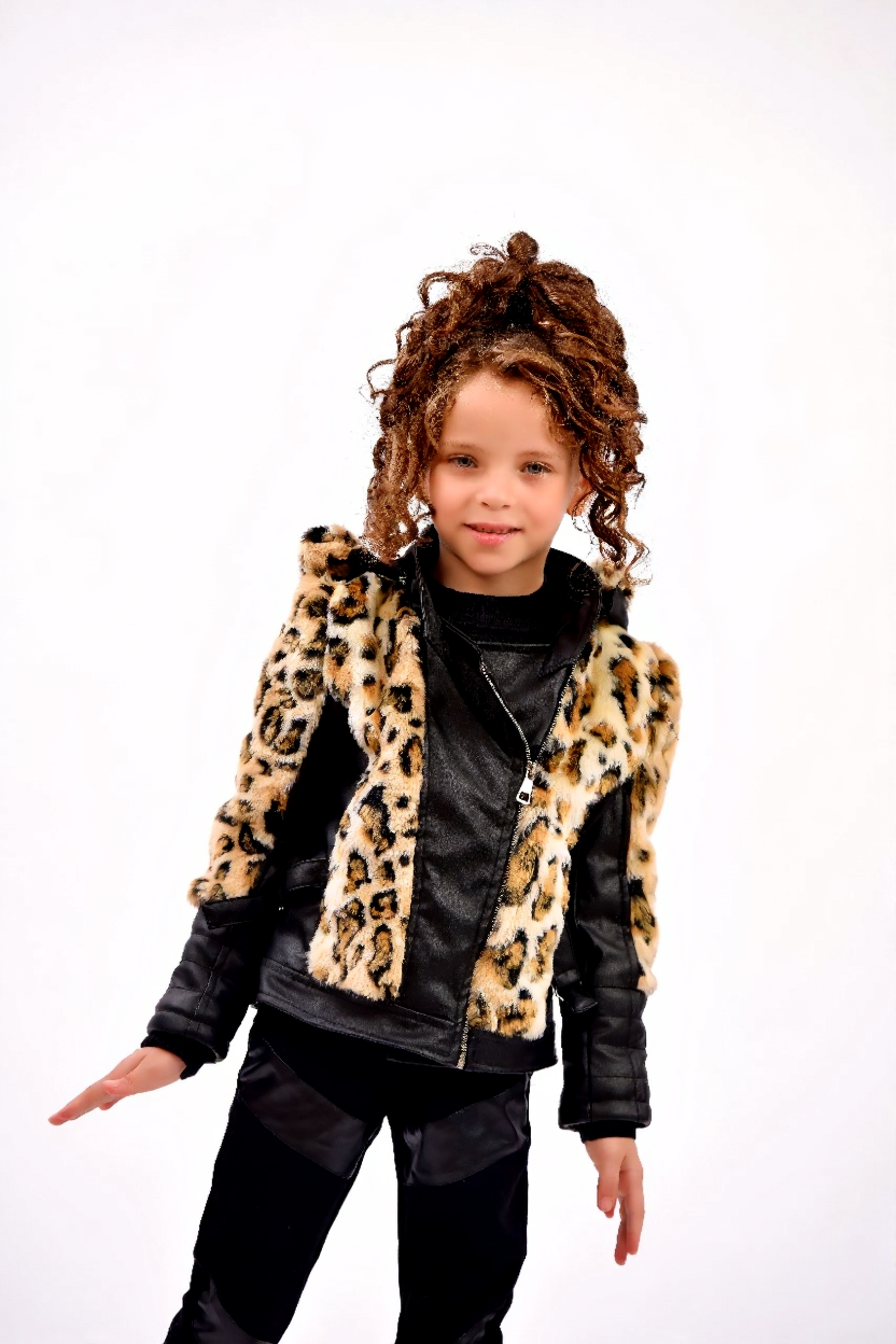 leopard-print faux fur jacket