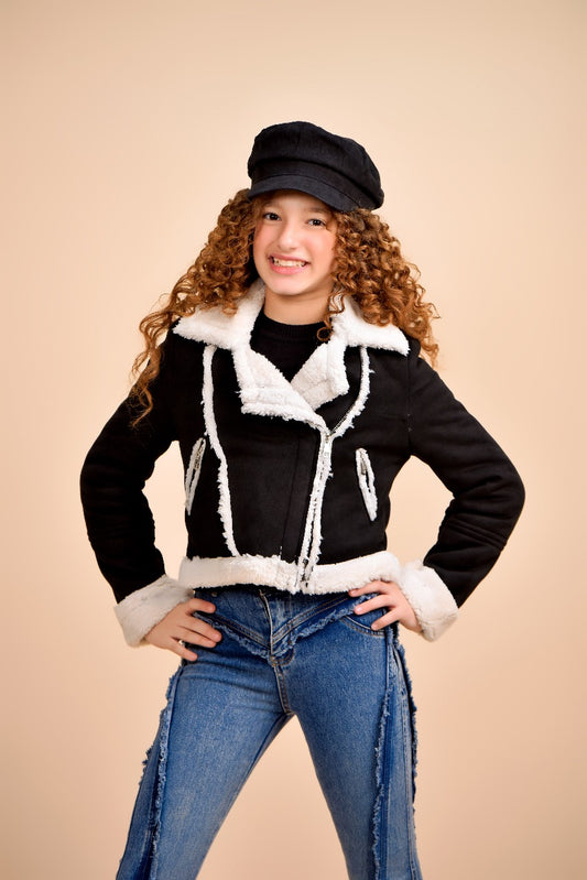 fur trim on the collar jacket