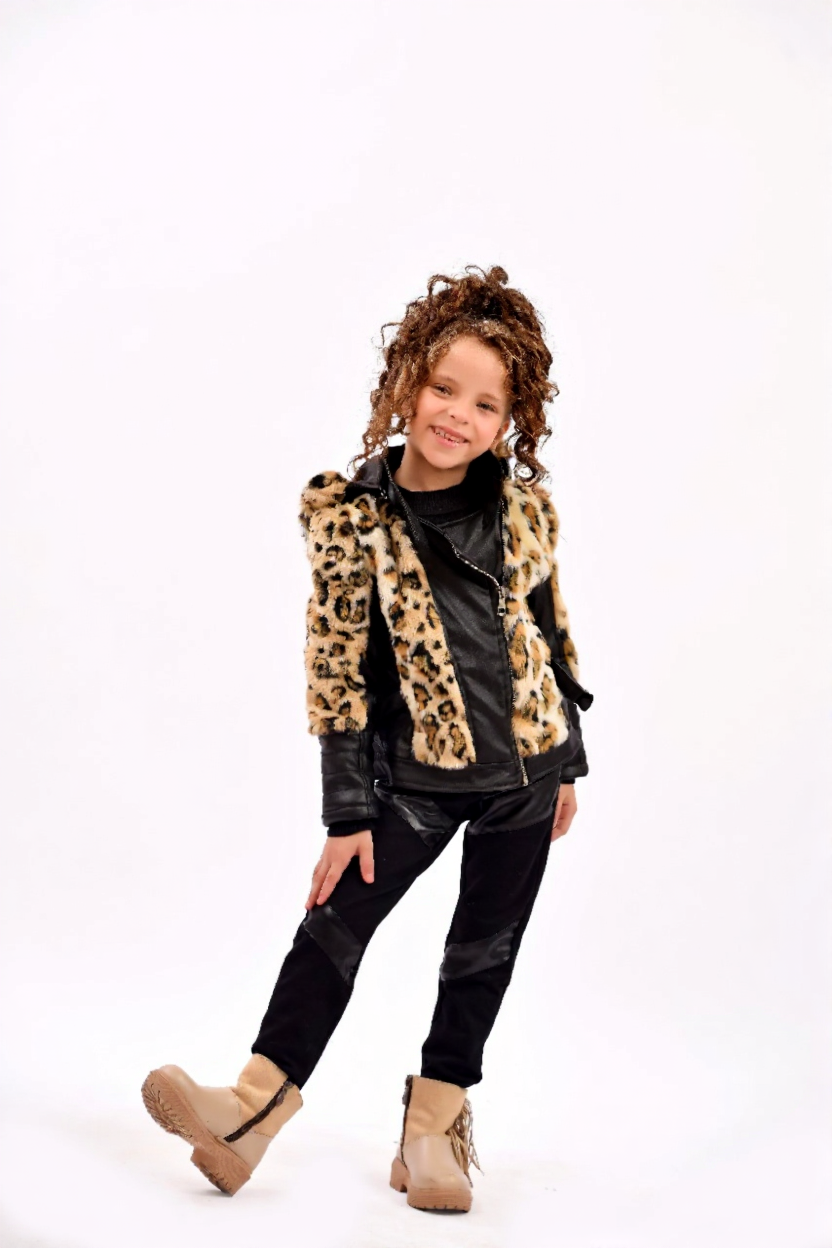 leopard-print faux fur jacket